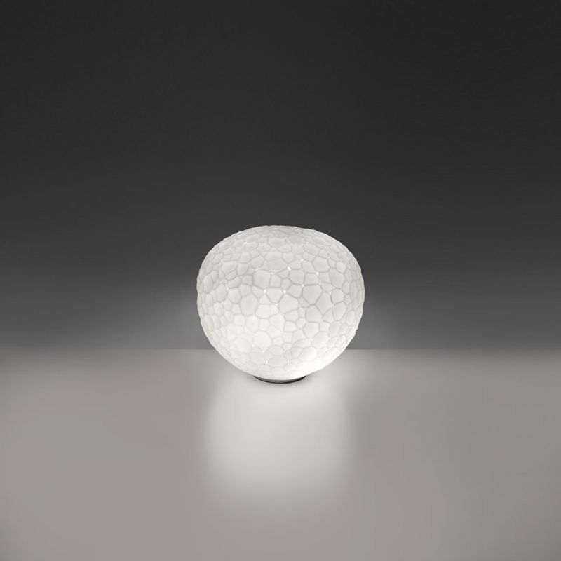 METEORITE 15 TABLE